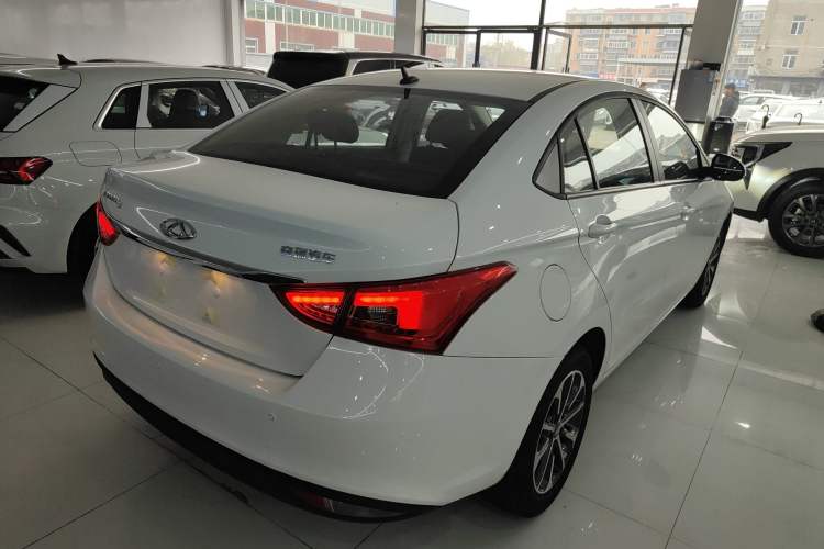 Used Chery Arrizo 5 2025 Excellence Version 1.5L Manual Fashion Edition
