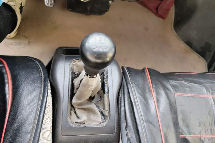 Used Wuling Rongguang 2011 1.2L Base Version Gear Lever