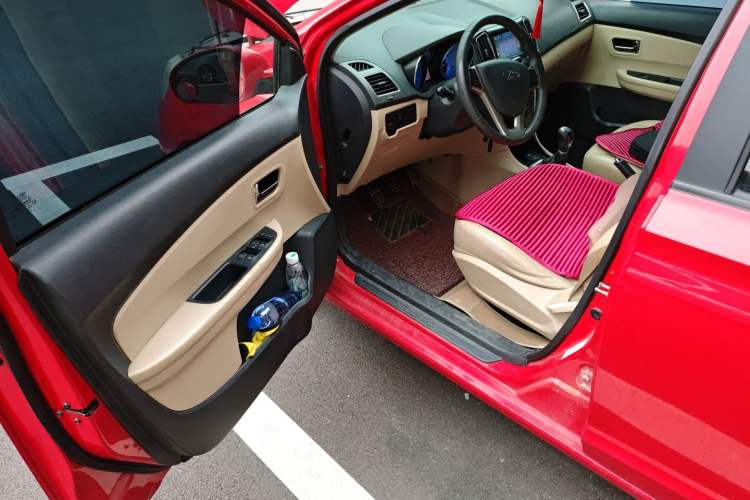 Used Chery E3 2013 1.5L Manual ZhiShang Model
