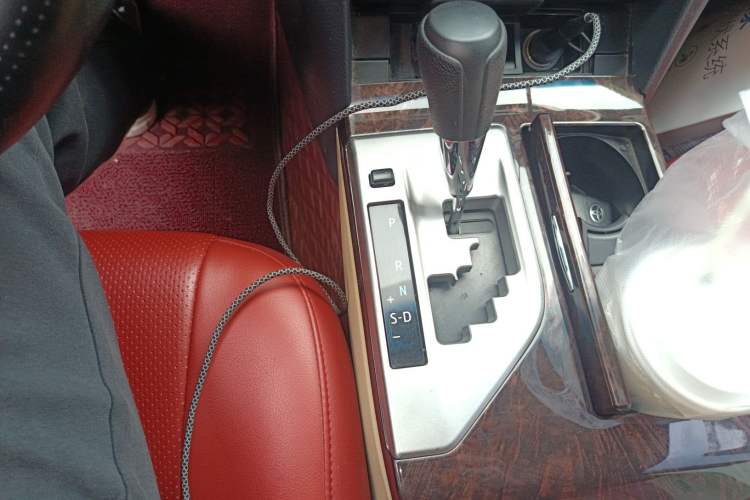 Used Toyota Camry 2015 2.0E Elite Edition
