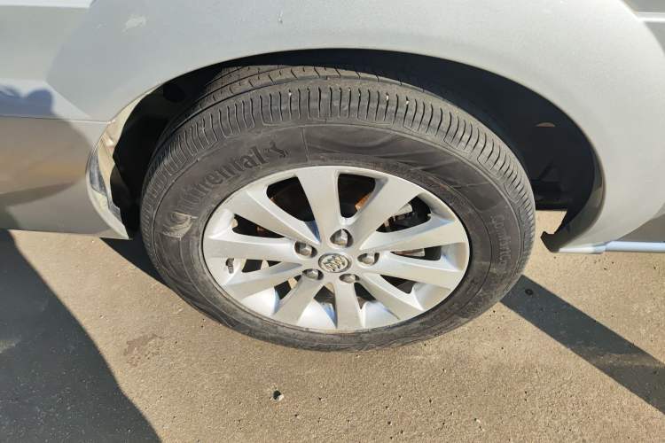 Used Buick GL8 2014 2.4L Classic Edition