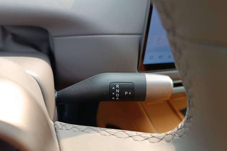 Used Li Auto Li Auto i8 2025 Model Standard Version