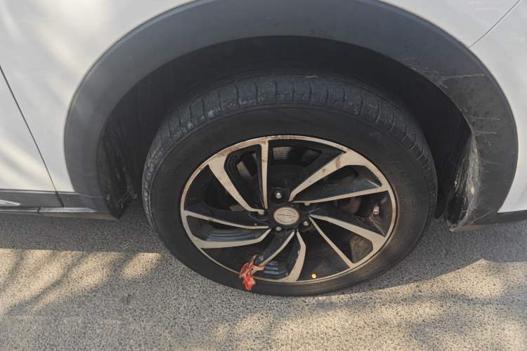 Used Zotye T300 2017 1.5L Manual Luxury Model Right Front Wheel Hub