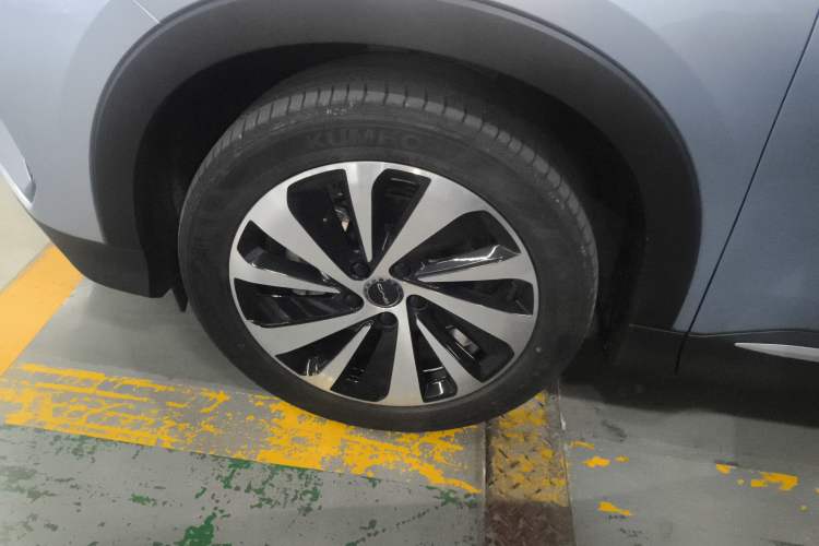 Used BYD Song PLUS New Energy 2023 Champion Edition DM-i 110KM Flagship PLUS Exterior 3