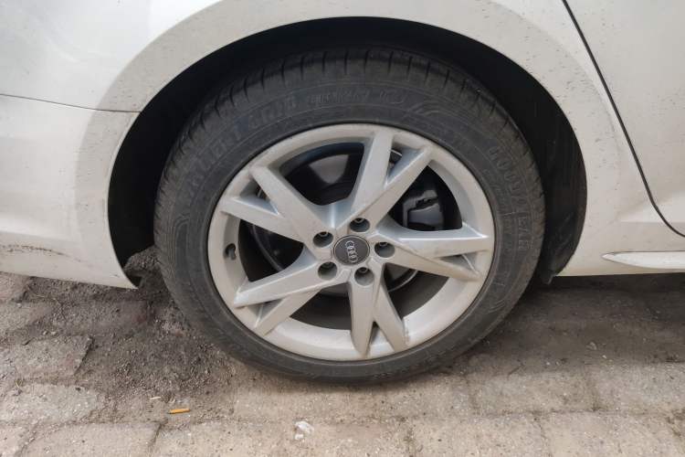 Used Audi A4L 2019 35 TFSI Ambition China V