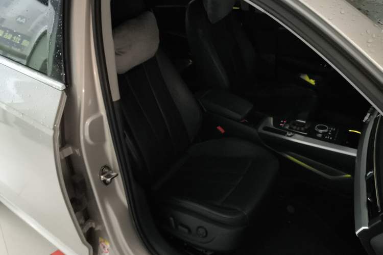 Used Audi A4L 2018 30th Anniversary Edition 40 TFSI Fashion Model