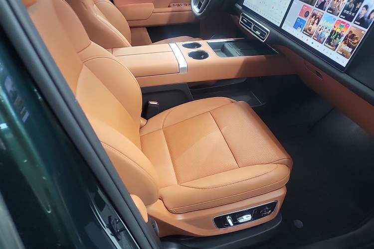 Used Li Auto L9 2025 Ultra Smart Refreshed Edition
