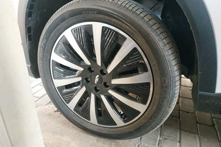 Used Chery Fengyun T8 2025 1.5T 130 km Comfort Edition 7-Seater
