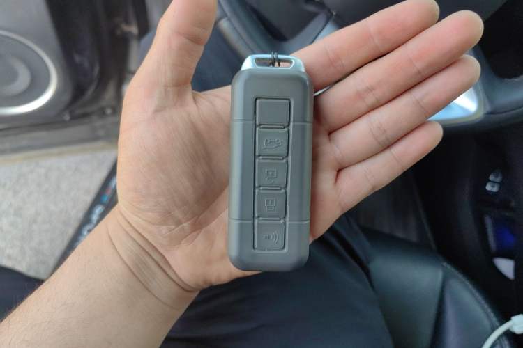 Used Wey VV6 2020 2.0T Two-Wheel Drive Smart Protection+ Vehicle Key