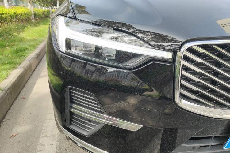 Used Volvo XC60 2026 B5 4x4 Smart Luxury Edition
