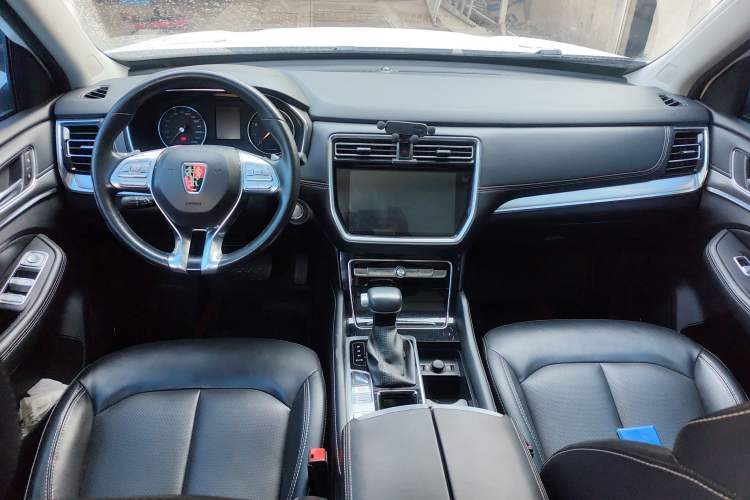 Used Roewe RX8 2019 30T Two-Wheel Drive Supreme Flagship Edition
