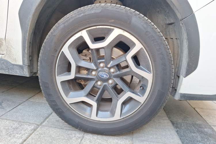 Used Subaru XV 2016 2.0i Comfort Navigation Edition
