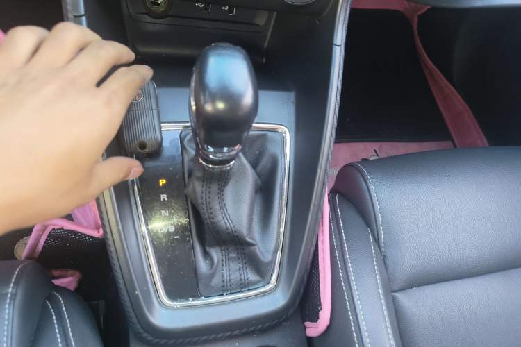 Used MG ZS 2017 1.5L Automatic Luxury Edition