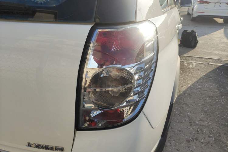 Used Chevrolet Captiva 2014 2.4L Two-Wheel Drive Urban Version 7 Seats