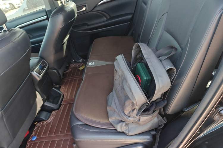 Used Toyota Highlander 2015 2.0T Four-Wheel Drive Ultimate Edition 7-Seater