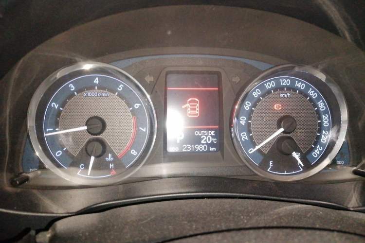 Used Toyota Corolla 2014 1.6L CVT GL-i Instrument Cluster