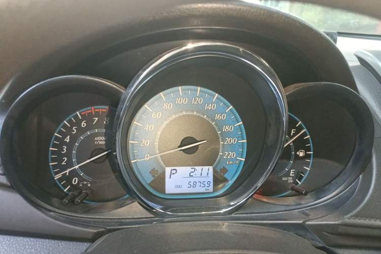 Used Toyota YARiS L Zhi Xuan 2015 1.5E Automatic Charm Edition