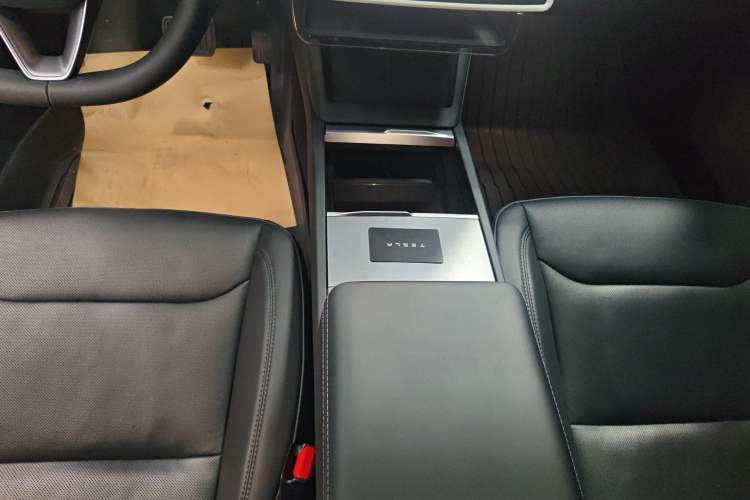 Used Tesla Model 3 2023 Rear-Wheel-Drive Version
