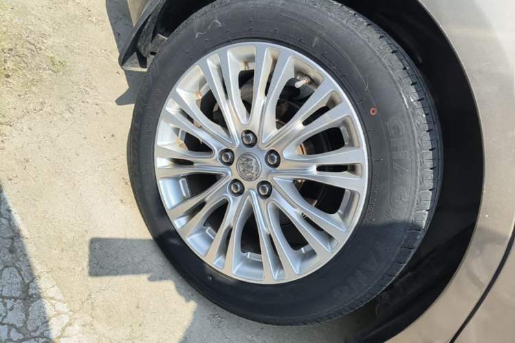 Used Buick GT 2015 18T Dual-Clutch Luxury Model
