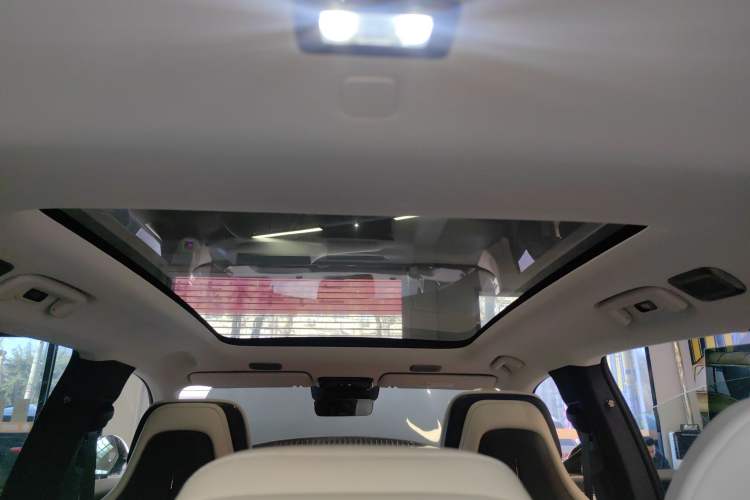 Used Lynk & Co 08 EM-P 2026 Model 210 Four-Wheel Drive Performance Ultra H7