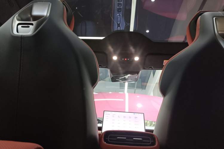 Used Xiaomi Auto SU7 2024 Rear-Drive Ultra-Long Range Advanced Pro-Level Intelligent Driving Version
