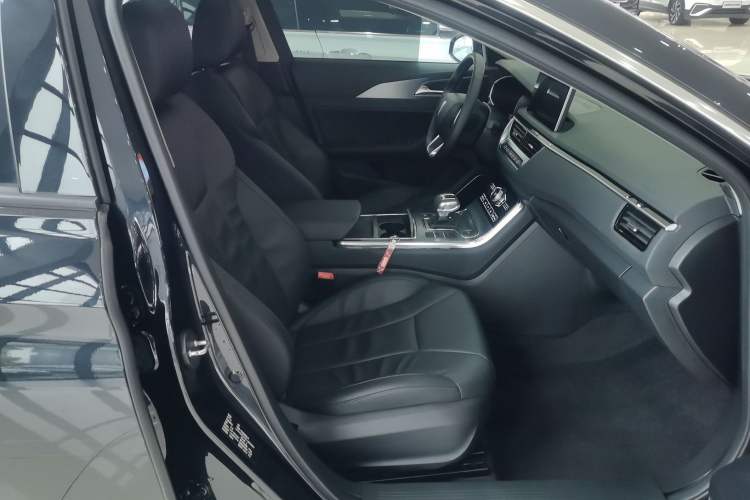 Used Hongqi H5 2020 1.5T DCT Flagship Edition Right Front Seat