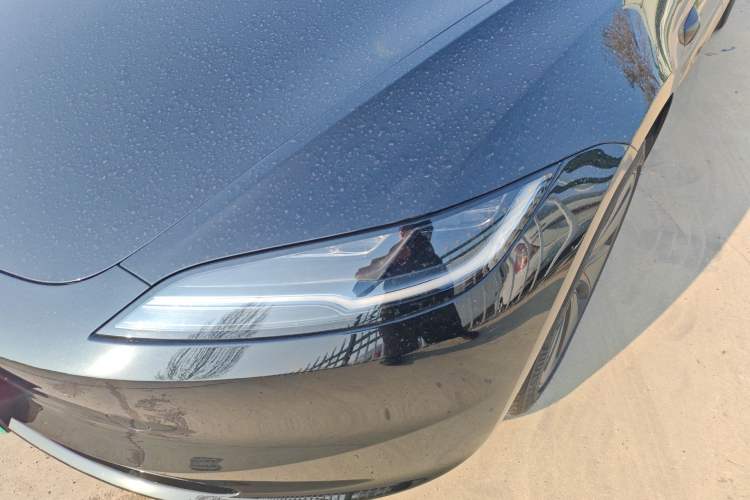 Used Tesla Model 3 2025 Rear-Wheel-Drive Version
