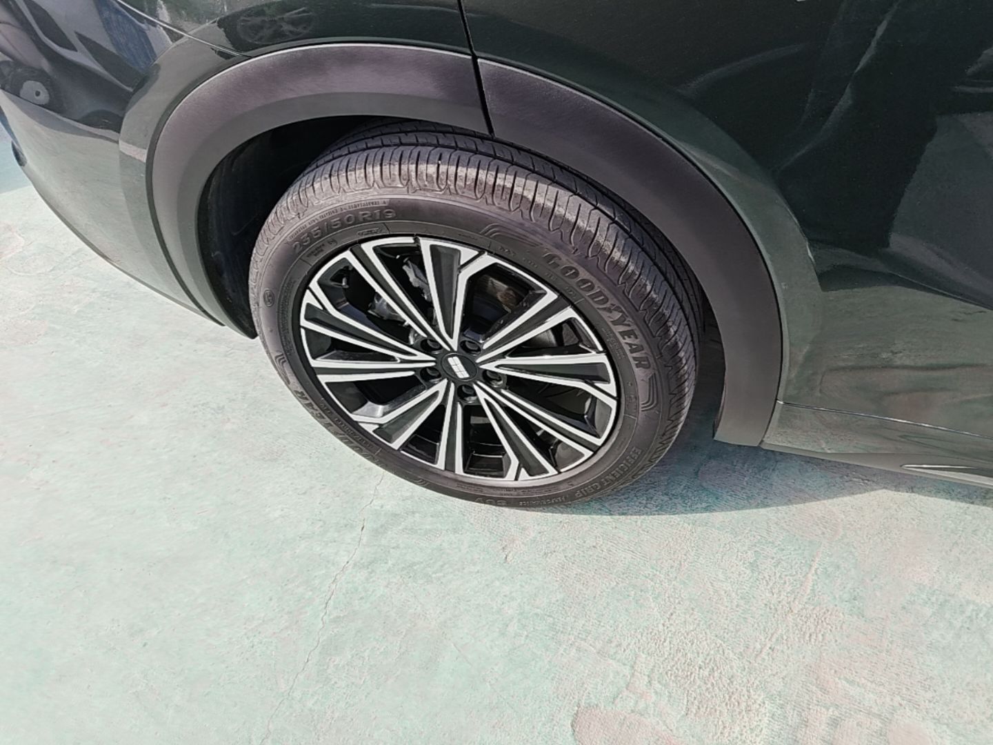 Geely Galaxy Xingjian 7 EM-i 2025 120km Navigator Edition — снимка 11