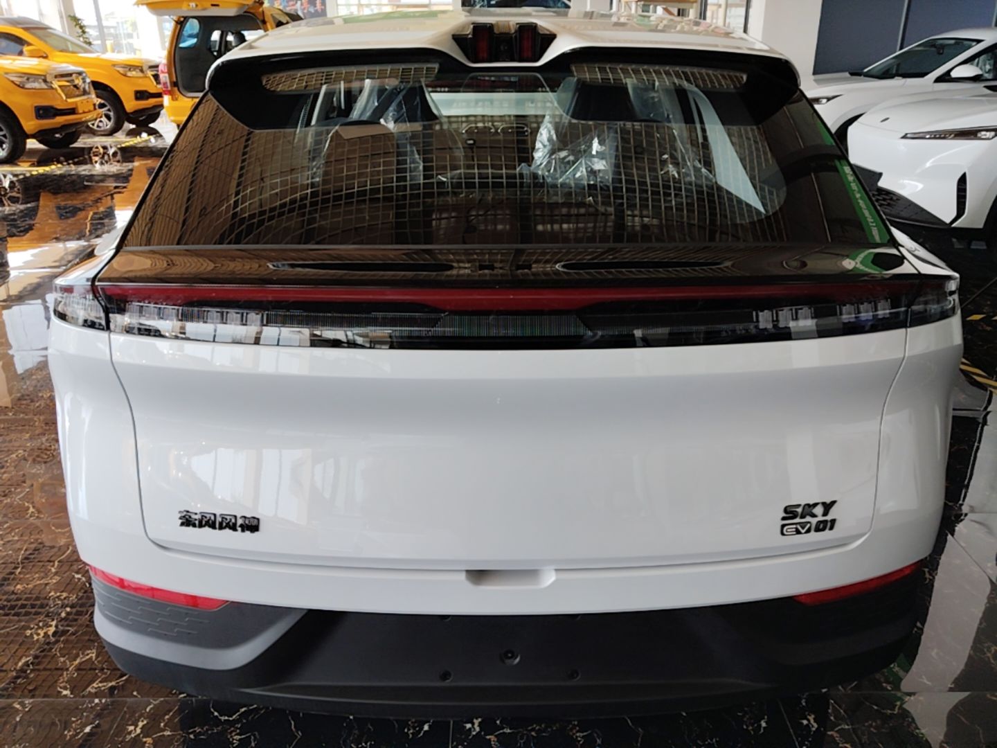 Dongfeng Aeolus SKY EV01 2025 530 km AIR Elite Edition — снимка 5