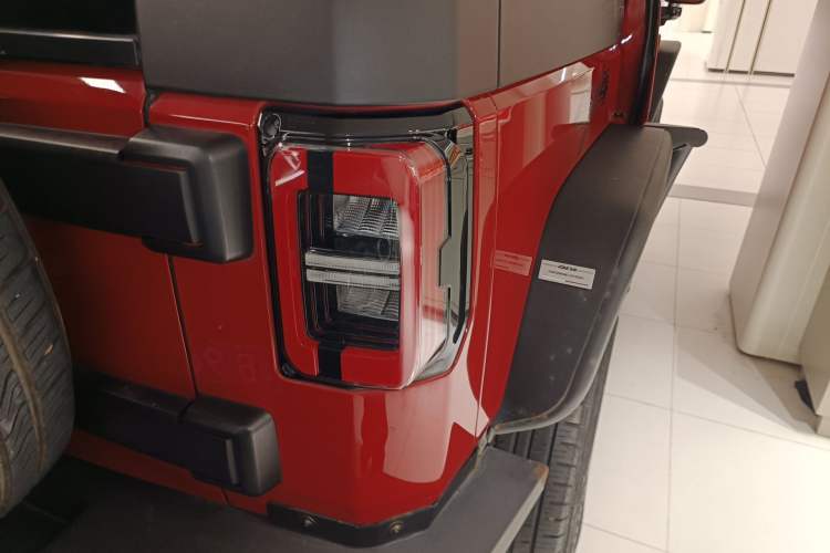 Used BAIC Off-Road BJ40 2020 2.0T Automatic Four-Wheel Drive Urban Hunter Edition Chivalrous Type Exterior 3