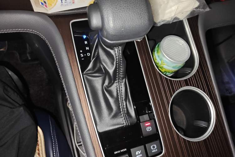 Used Toyota Sienna 2023 2.5L Hybrid Comfort Edition