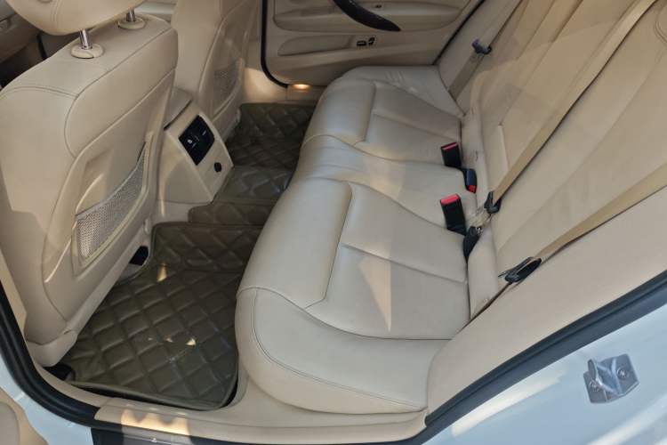 Used BMW 3 Series 2014 328Li Fashion Model