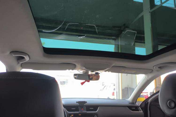 Used Skoda Octavia 2018 Station Wagon TSI230 DSG Luxury Edition