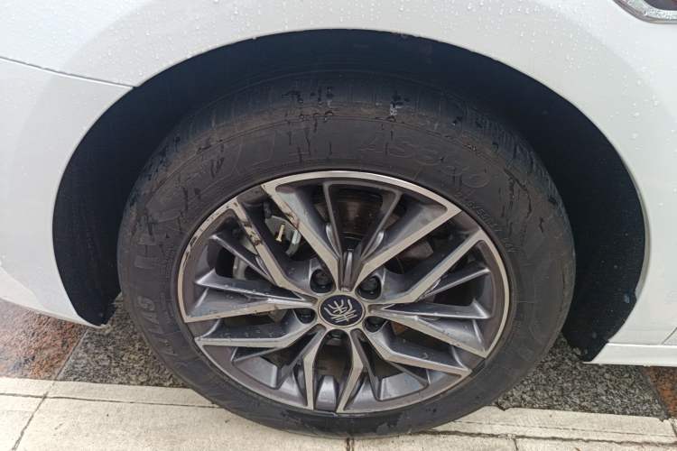 Used BYD Qin PLUS 2024 Honor Edition EV 510KM Leading Model
