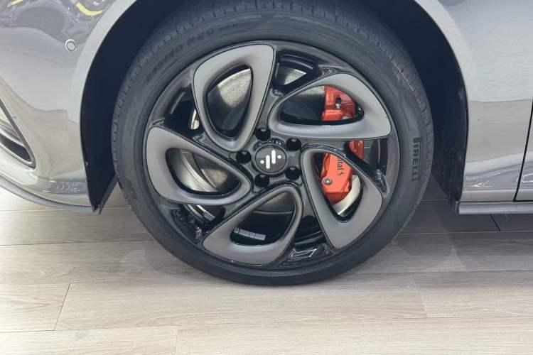 Used IM L6 2024 Max Enhanced Performance Edition
