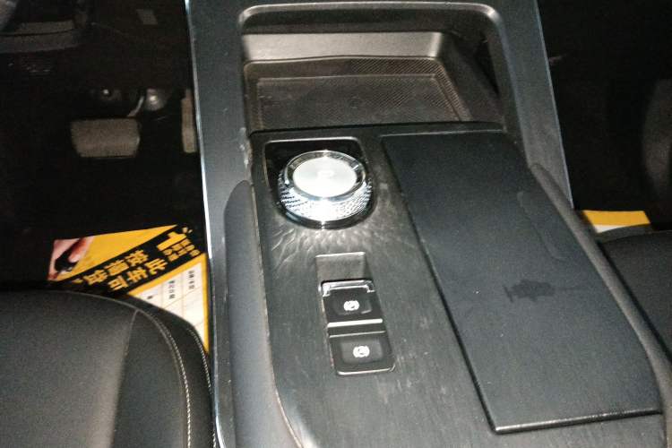 Used Haval H6 New Energy 2023 DHT-PHEV 110KM Enjoyment Edition
