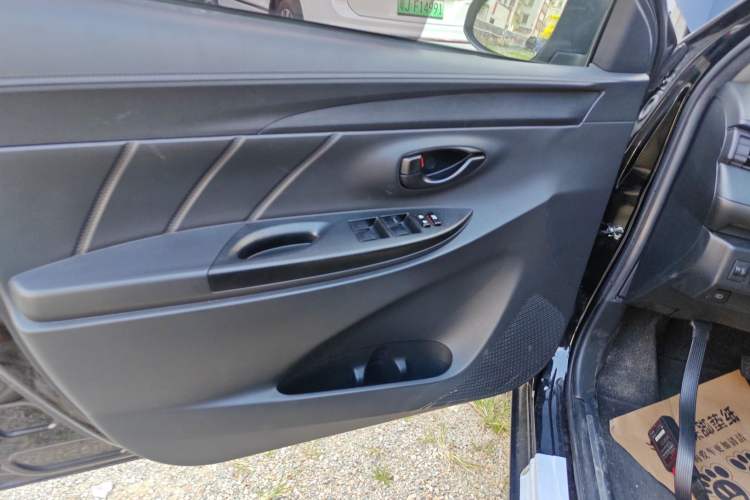 Used Toyota YARiS L Zhi Xiang 2019 1.5E CVT Dynamic Edition China VI compliant Interior 7