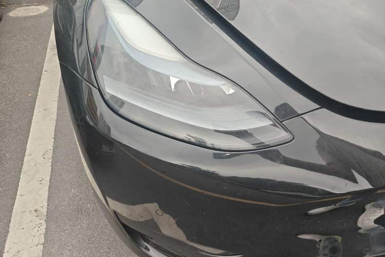 Used Tesla Model Y 2023 Rear-Wheel-Drive Version Right Front Headlight