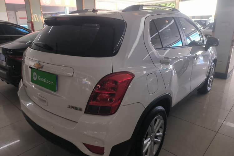 Used Chevrolet Trax 2018 330T Manual Transmission Two-Wheel Drive Comfort Version