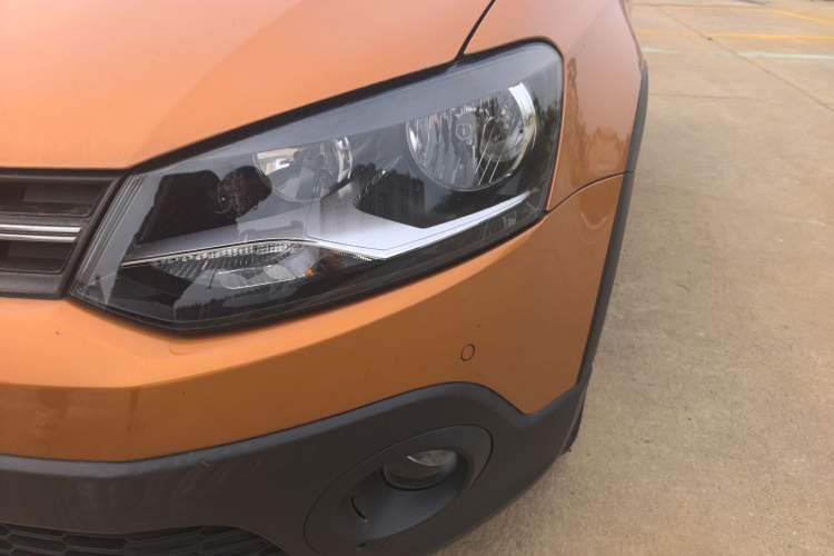 Used Volkswagen Polo 2018 1.5L Cross Polo Automatic Left Front Headlight