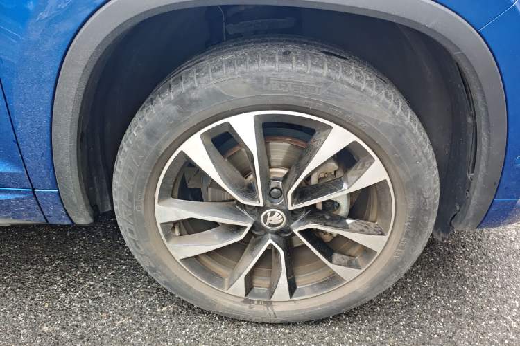 Used Skoda Kodiaq 2022 TSI330 7-Seater Two-Wheel-Drive Luxury Edition