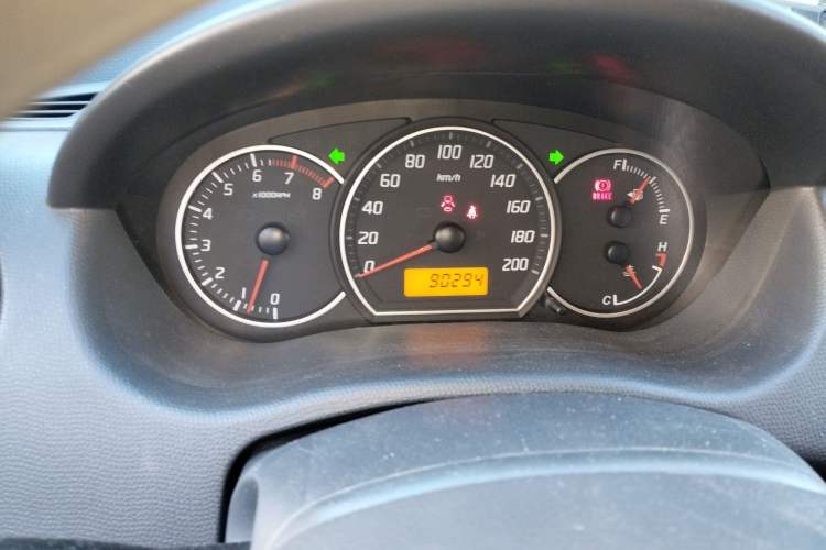 Used Suzuki Swift 2014 1.3L Manual Standard Edition