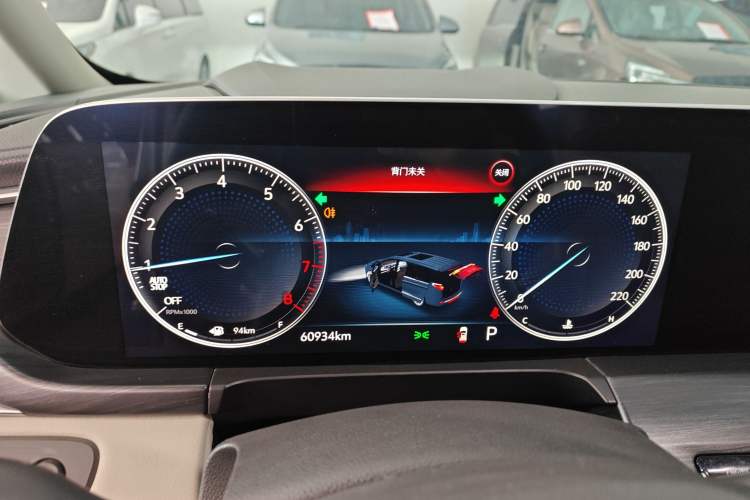 Used Buick GL8 2022 ES Landtrek 653T Comfort Edition