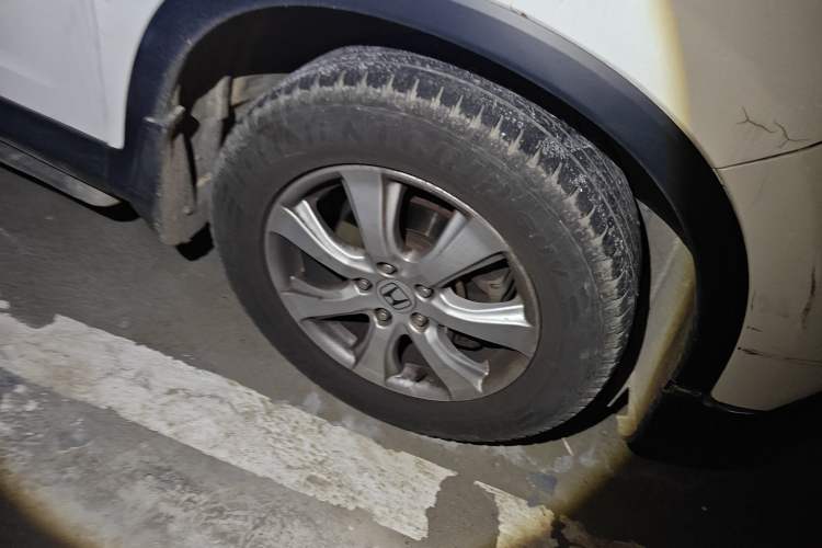 Used Honda CR-V 2012 2.0L two-wheel drive urban version
