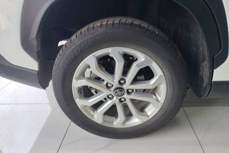 Used Toyota FRONTLANDER 2023 2.0L CVT Elite Edition Right Rear Wheel Hub