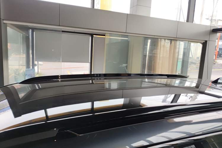 Used Leapmotor C16 2026 Extended-Range 280 LiDAR Zhizun Edition 6 Seats Roof