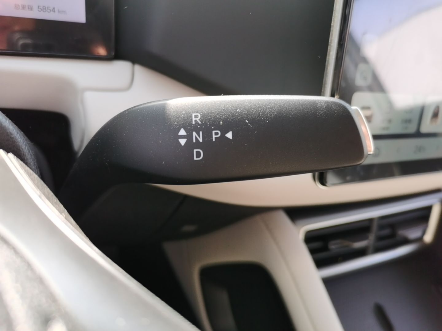 BYD Yuan UP 2025 Intelligent Driving Version 401 KM Dynamic Edition — снимка 16