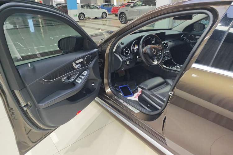 Used Mercedes-Benz C-Class 2015 Revised C 200 L Sport Edition
