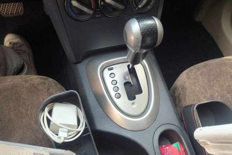 Used Nissan Qashqai 2015 2.0 XL Coolfire CVT 2WD
