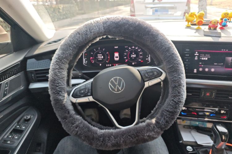 Used Volkswagen Passat 2022 330TSI Elite Edition Steering Wheel